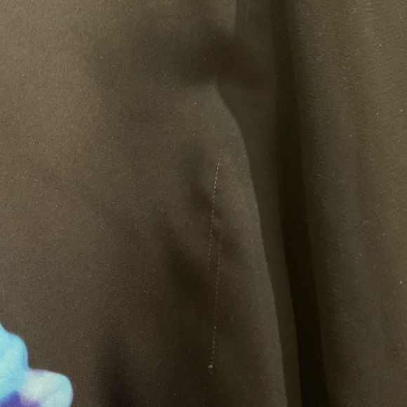 Express Women's Black Button-Down with Floral Print - Picture 5 of 8